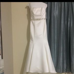 Wedding dress ( ivory)